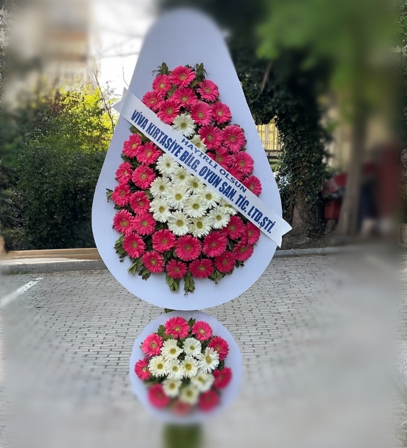 Pembe Beyaz İki Katlı Çelenk
